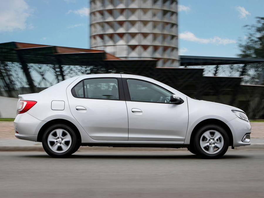  Renault Logan 2013 года  (BR) (фото 2 из 30)